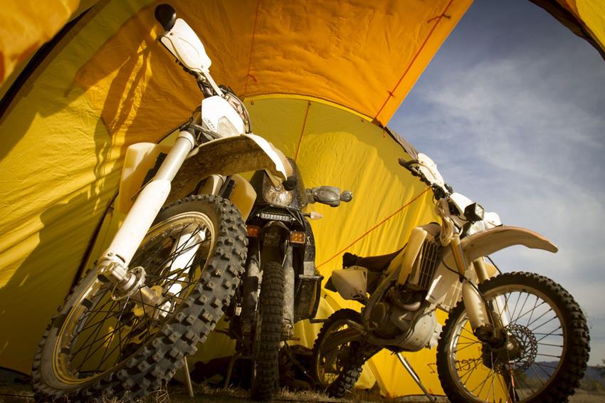 redverz-motorcycle-expedition-tent-8