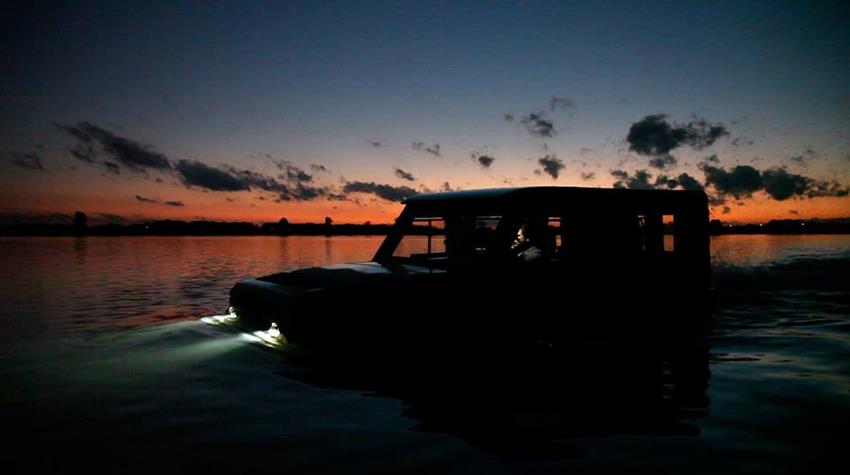 Amphicruiser 4X4 Amphibious Off-Roader