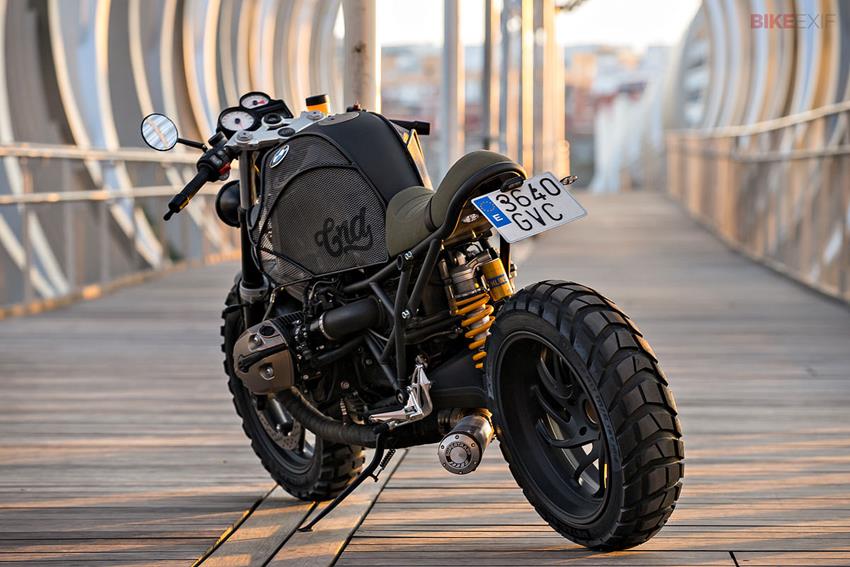 Custom BMW R1200S Animal by Cafe Racer Dreams