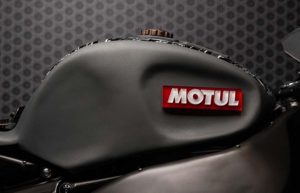 Motul 800 Onirika 2853 Custom Motorcycle by Officine GPDesign