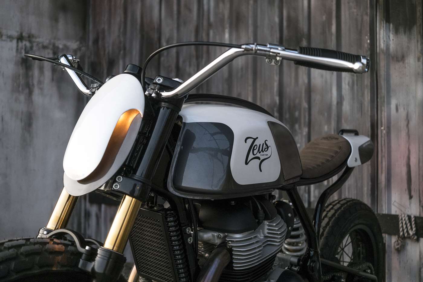 Royal Enfield Moose by Zeus Custom