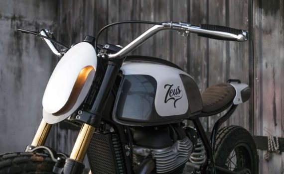 Royal Enfield Moose by Zeus Custom